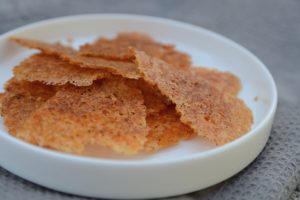 Parmezánové chipsy