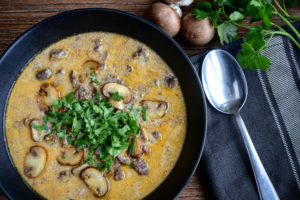 Hovězí polévka Stroganoff